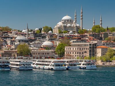 Türkiye'de Diş Tedavisi ve Sağlık Turizmi: Hangi İşlemler Yapılıyor, Süreç Nasıl İşliyor?