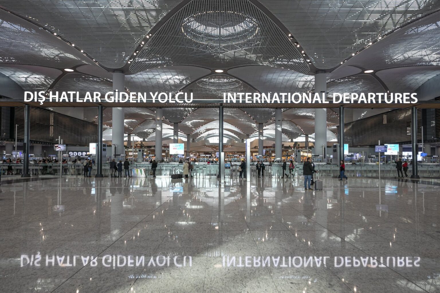 İstanbul Havalimanı dış hatlar giden yolcu salonu